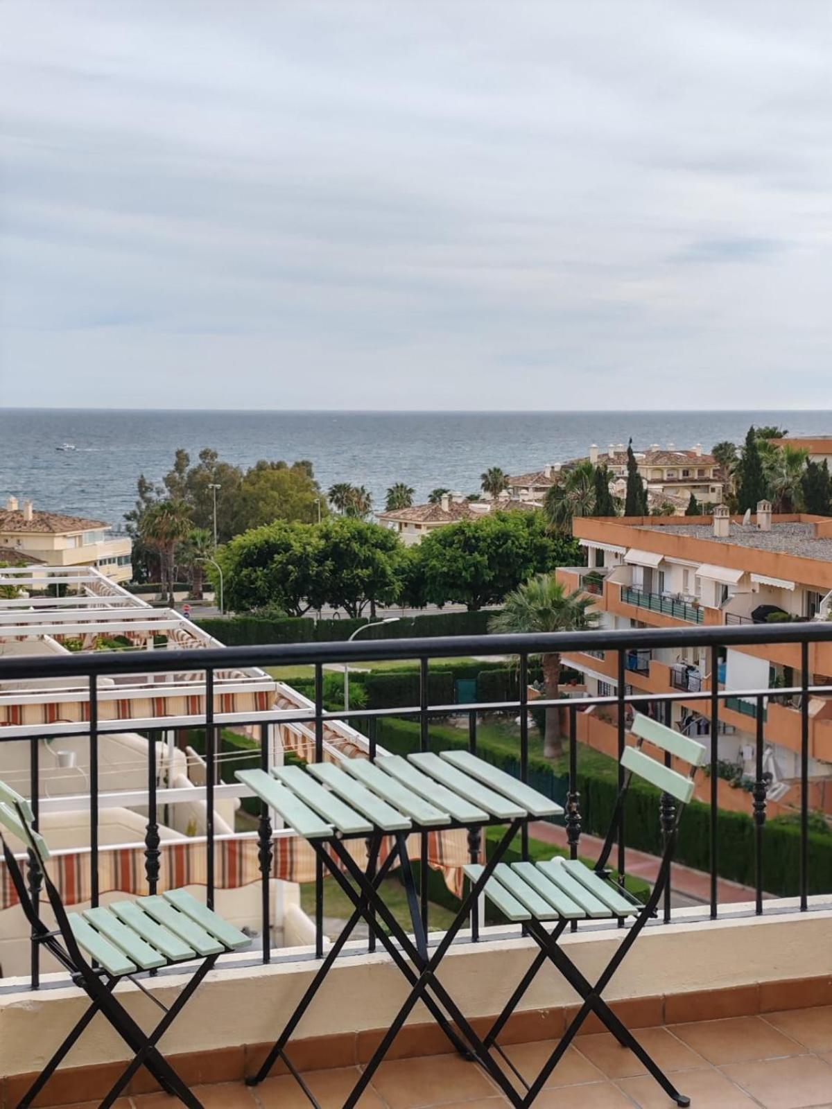 Seaview Apartment With Great Amenities & Facilities Benalmádena Exterior photo