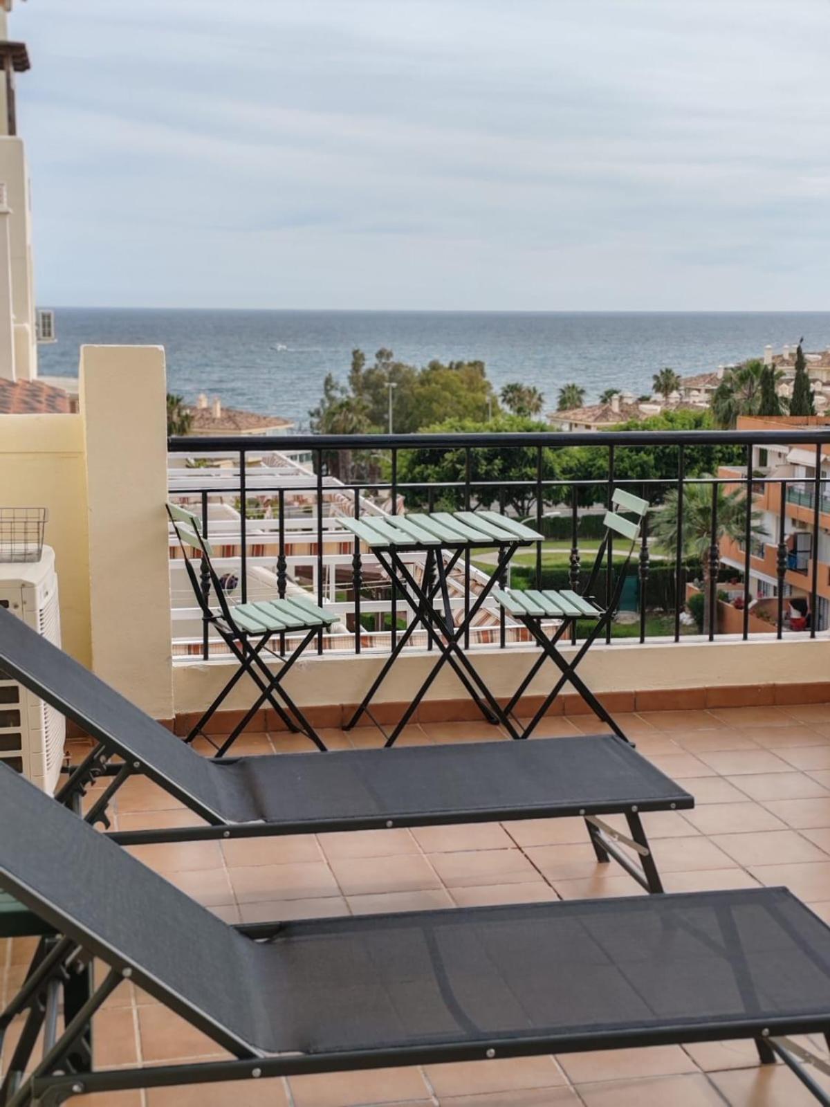 Seaview Apartment With Great Amenities & Facilities Benalmádena Exterior photo