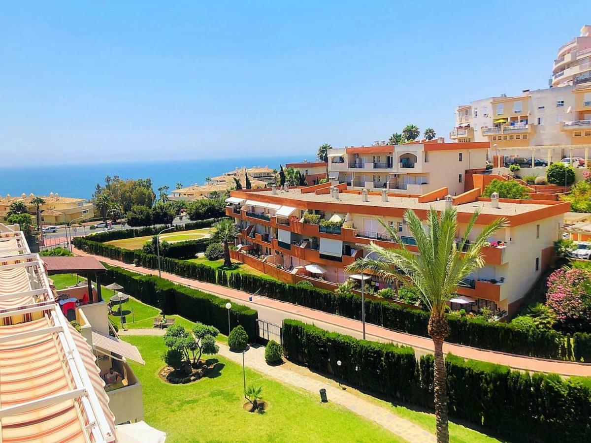 Seaview Apartment With Great Amenities & Facilities Benalmádena Exterior photo