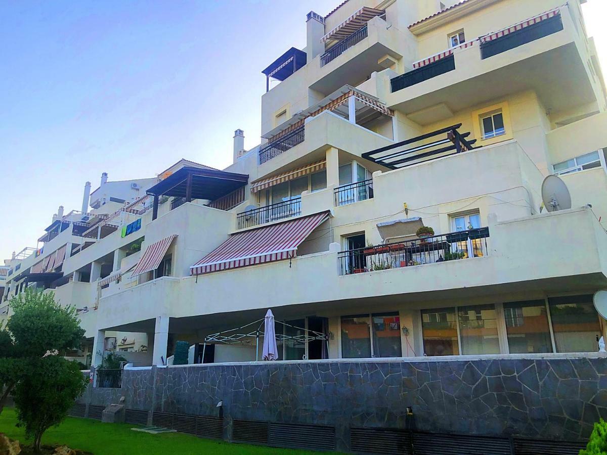 Seaview Apartment With Great Amenities & Facilities Benalmádena Exterior photo